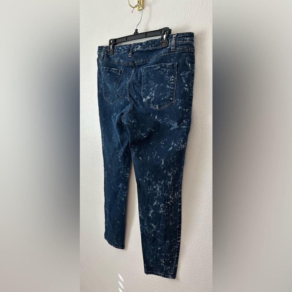 Women’s Mossimo Supply Co. Denim Mid-Rise Super Stretchy Denim Jeggings - Picture 5 of 8